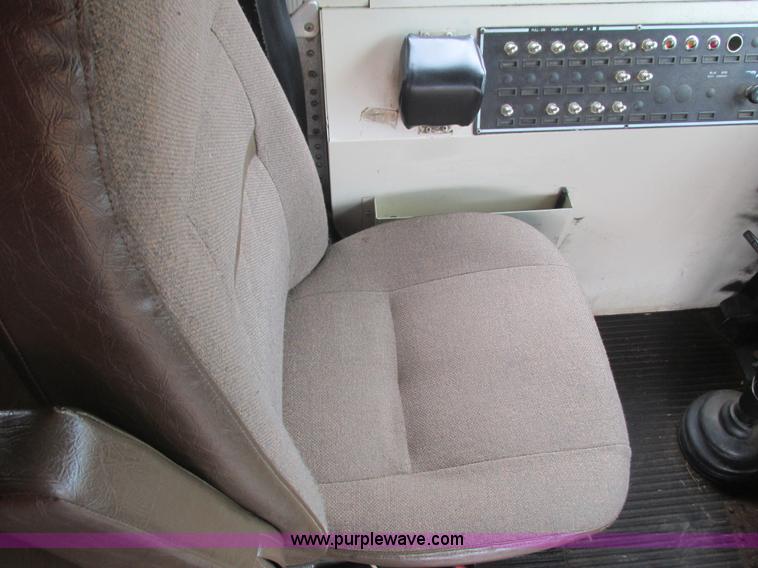 image for item L3884 1998 Blue Bird TC2000 school bus