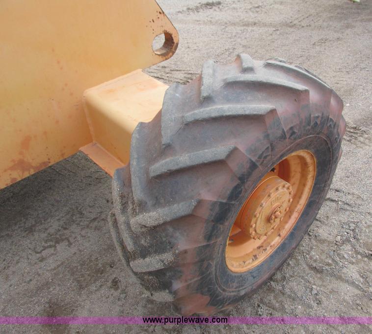 image for item L3898 1996 JLG 40H boom lift