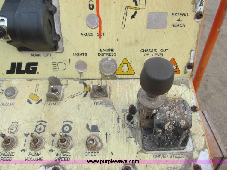 image for item L3898 1996 JLG 40H boom lift