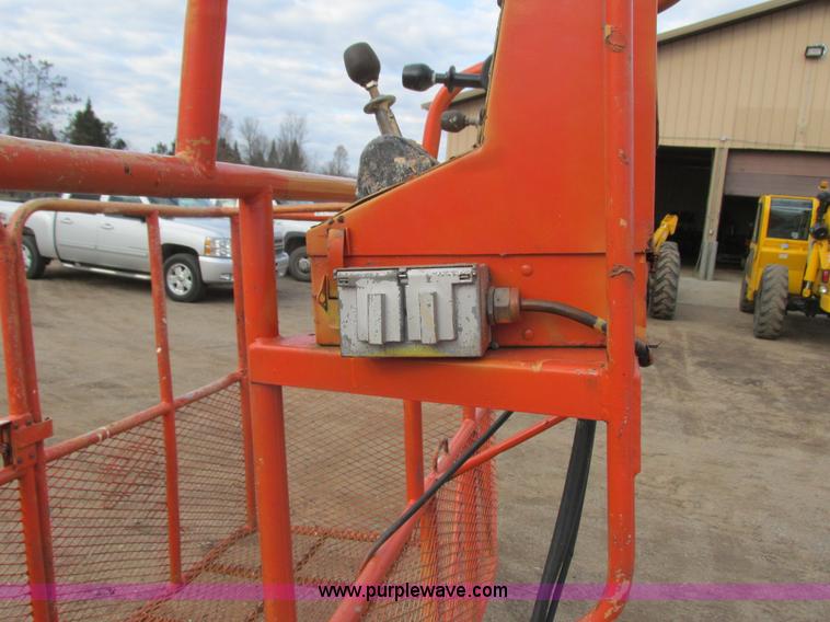 image for item L3898 1996 JLG 40H boom lift