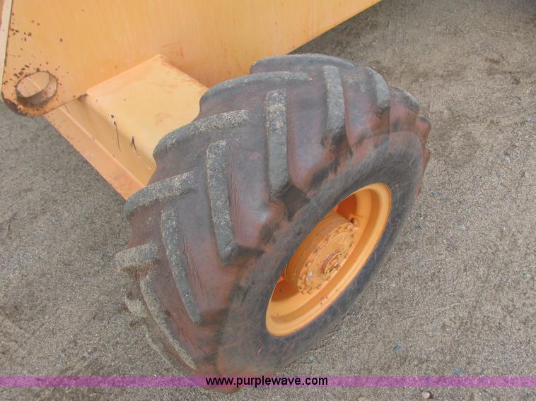 image for item L3898 1996 JLG 40H boom lift