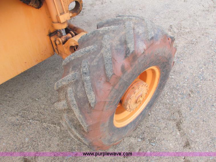 image for item L3898 1996 JLG 40H boom lift