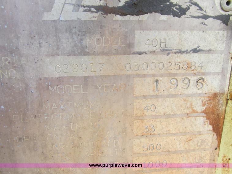 image for item L3898 1996 JLG 40H boom lift