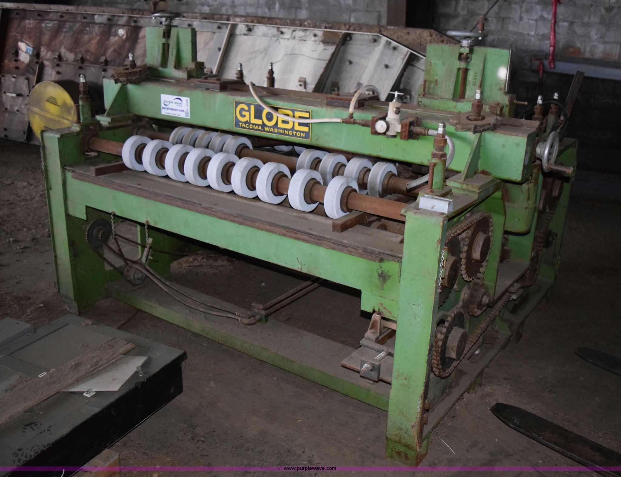 Globe Machine tongue and groove machine in Cook, MN Item K3359 sold Purple Wave