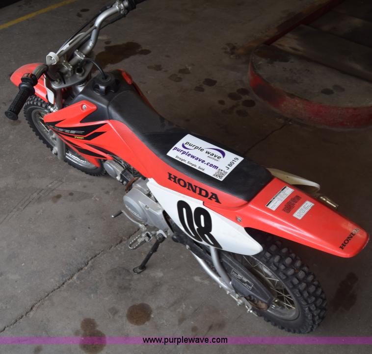 image for item J8019 2004 Honda XR70R motorcycle
