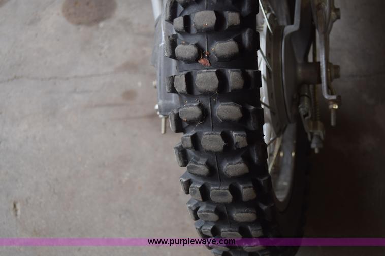 image for item J8019 2004 Honda XR70R motorcycle