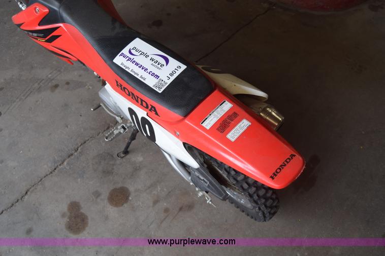 image for item J8019 2004 Honda XR70R motorcycle