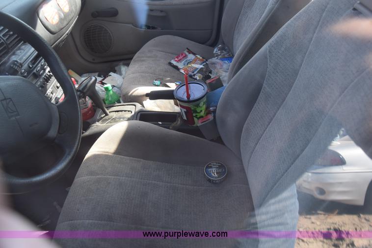 image for item K4830 1999 Saturn SL2