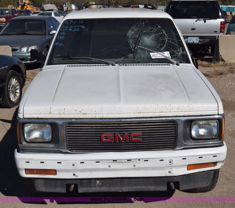 image for item K4831 1993 GMC Jimmy SLE SUV