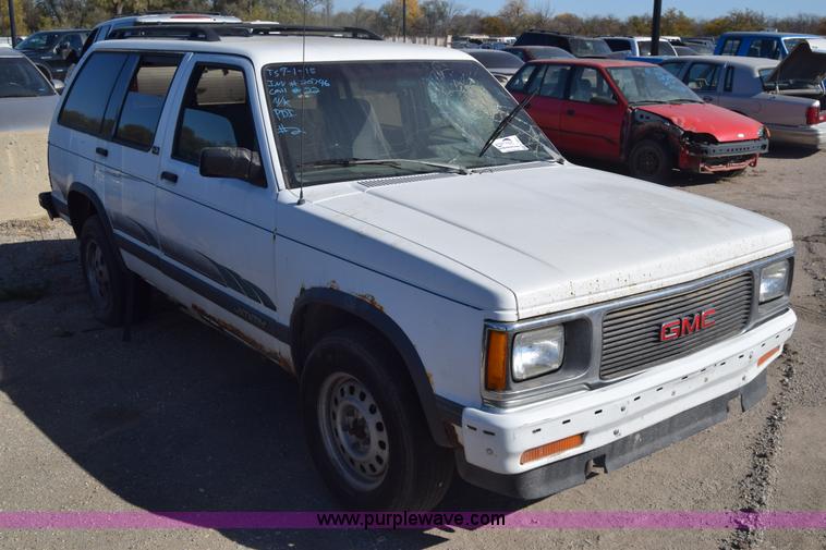 image for item K4831 1993 GMC Jimmy SLE SUV
