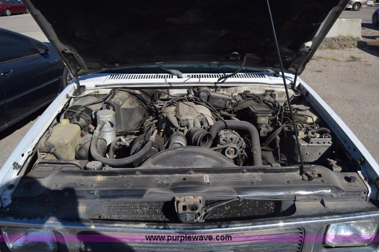 image for item K4831 1993 GMC Jimmy SLE SUV