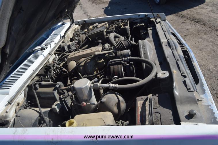 image for item K4831 1993 GMC Jimmy SLE SUV