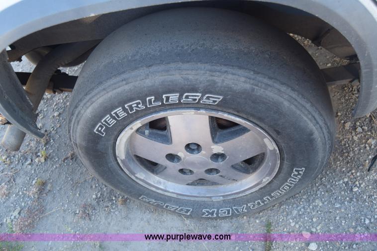 image for item K4831 1993 GMC Jimmy SLE SUV