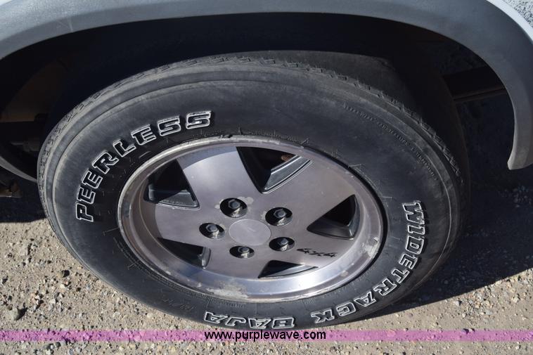 image for item K4831 1993 GMC Jimmy SLE SUV