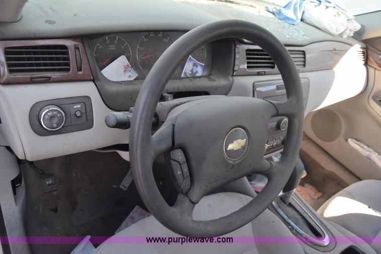 image for item K4832 2008 Chevrolet Impala LT