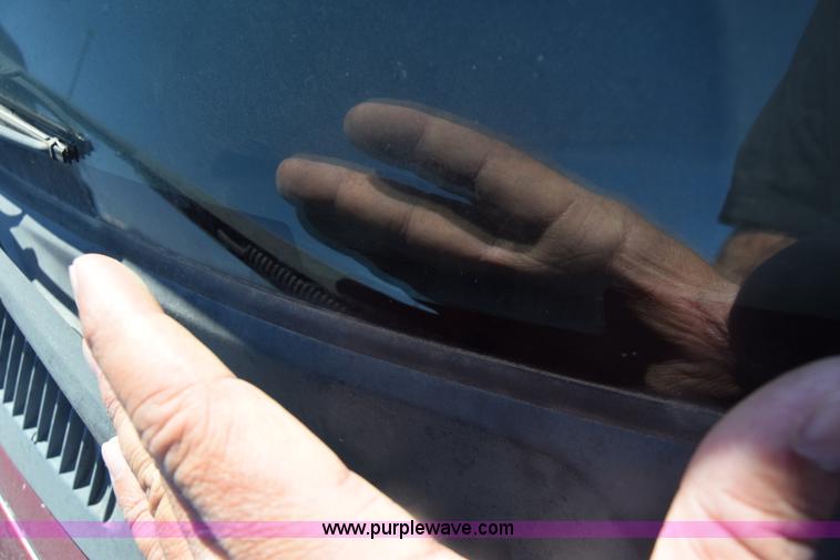 image for item K4834 2000 Ford Explorer SUV