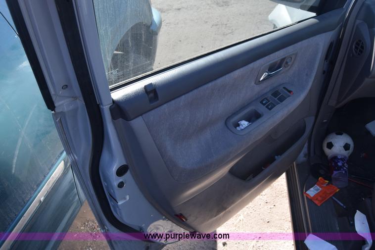 image for item K4835 2001 Honda Odyssey EX van