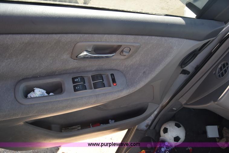 image for item K4835 2001 Honda Odyssey EX van