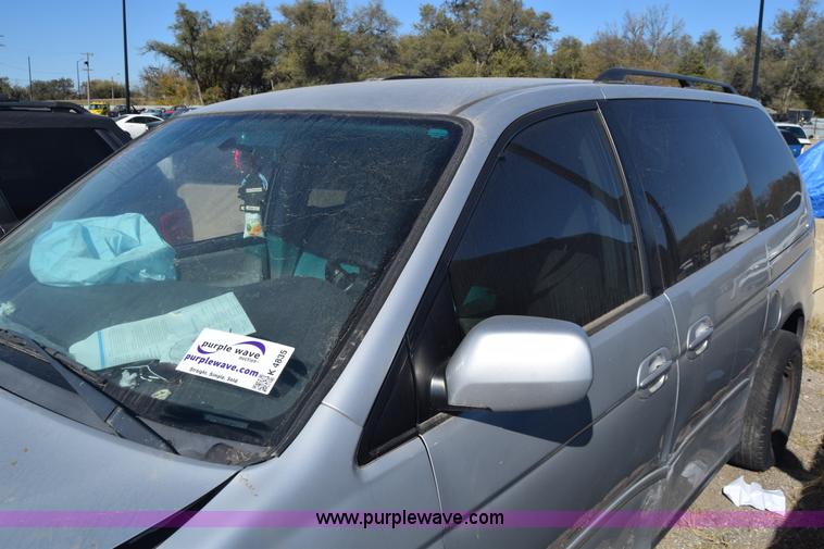 image for item K4835 2001 Honda Odyssey EX van