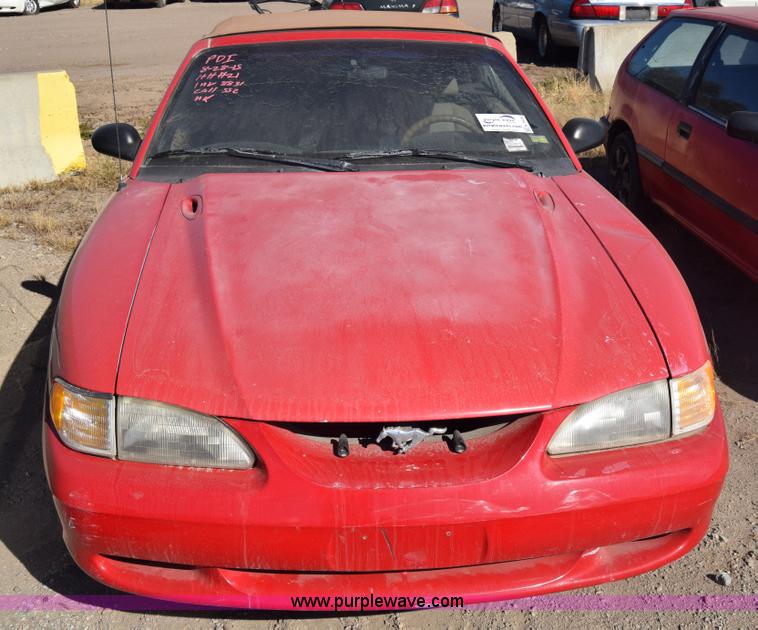 image for item K4836 1998 Ford Mustang convertible