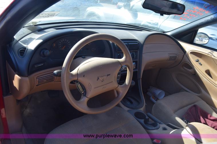 image for item K4836 1998 Ford Mustang convertible