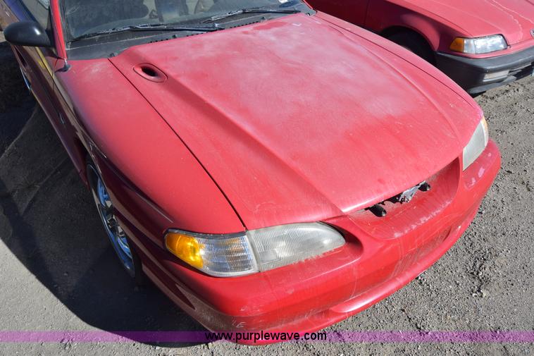 image for item K4836 1998 Ford Mustang convertible