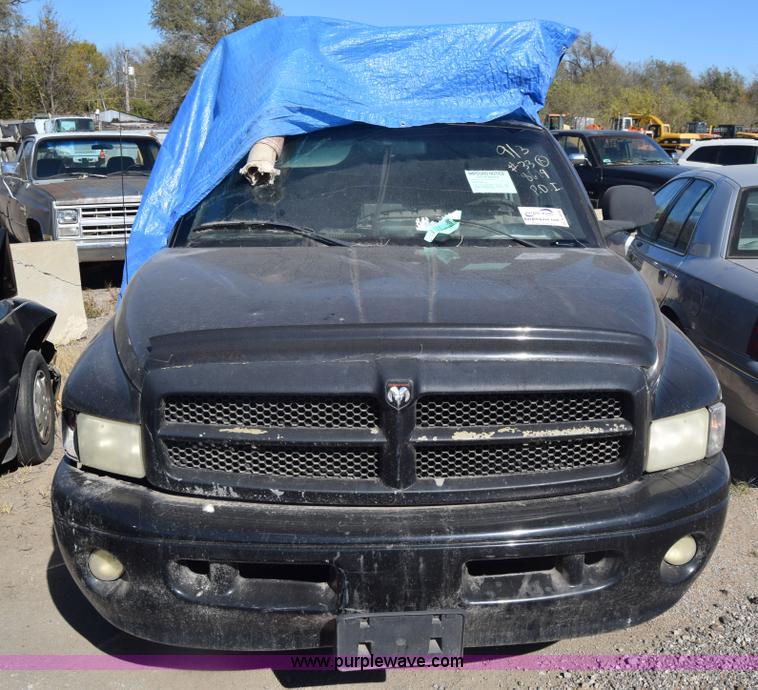 image for item K4838 2001 Dodge Ram 1500 Quad Cab pickup truck
