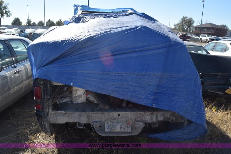 image for item K4838 2001 Dodge Ram 1500 Quad Cab pickup truck