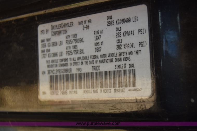 image for item K4838 2001 Dodge Ram 1500 Quad Cab pickup truck