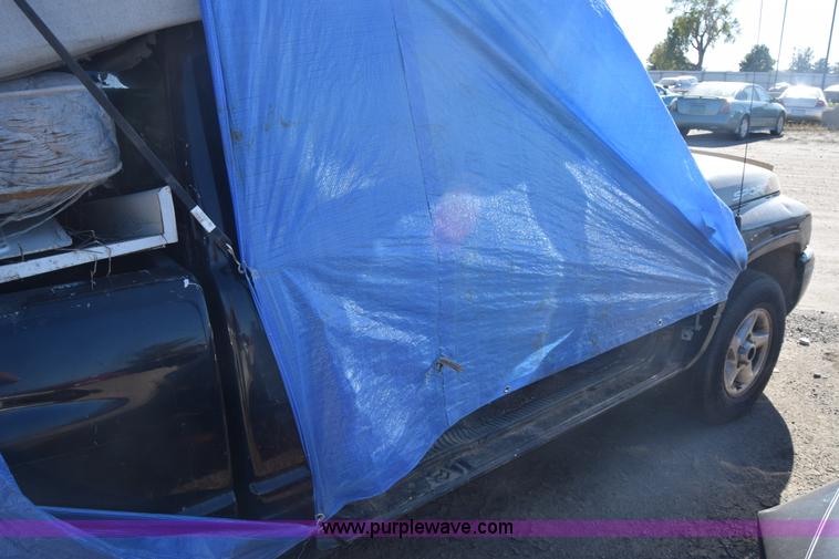 image for item K4838 2001 Dodge Ram 1500 Quad Cab pickup truck