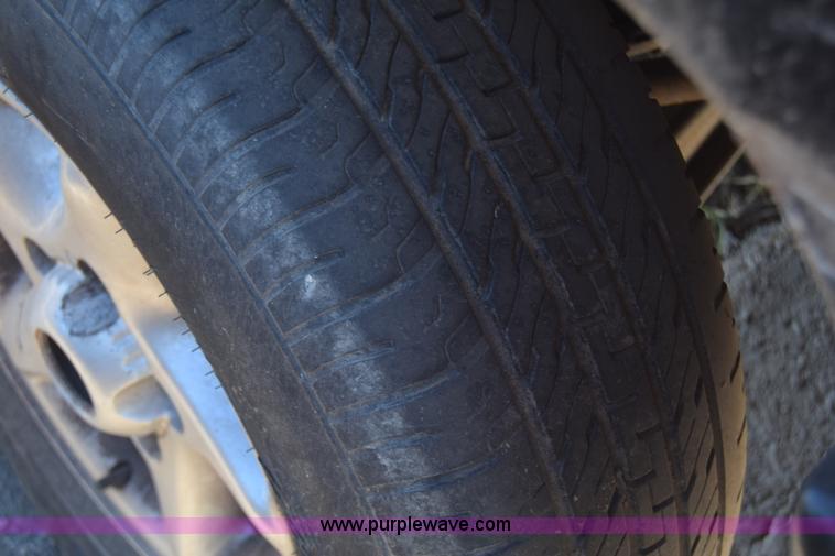 image for item K4838 2001 Dodge Ram 1500 Quad Cab pickup truck