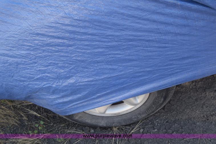 image for item K4838 2001 Dodge Ram 1500 Quad Cab pickup truck