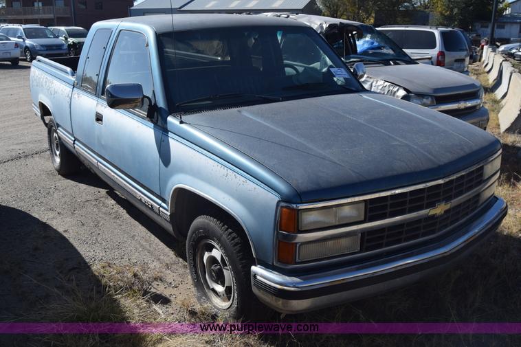 image for item K4840 1991 Chevrolet 1500 pickup truck
