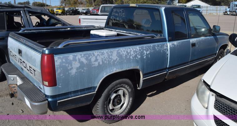 image for item K4840 1991 Chevrolet 1500 pickup truck