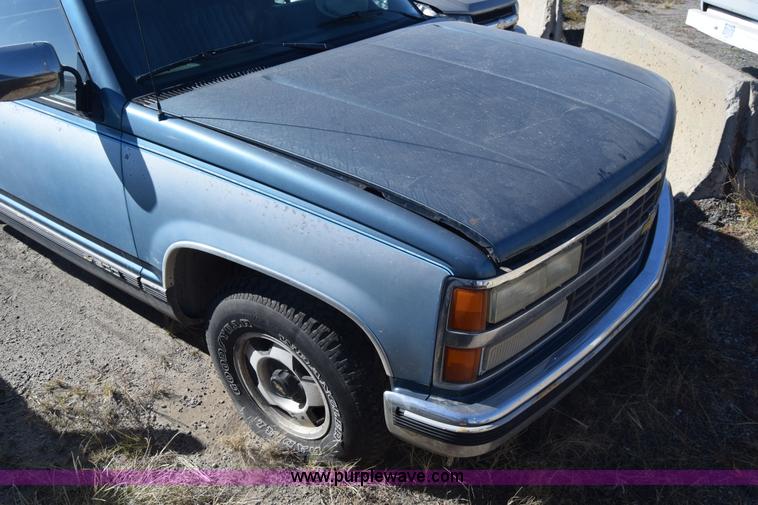 image for item K4840 1991 Chevrolet 1500 pickup truck