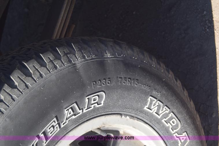 image for item K4840 1991 Chevrolet 1500 pickup truck