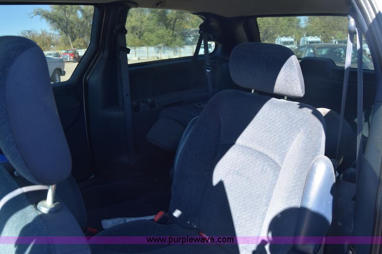 image for item K4841 2001 Dodge Grand Caravan Sport van