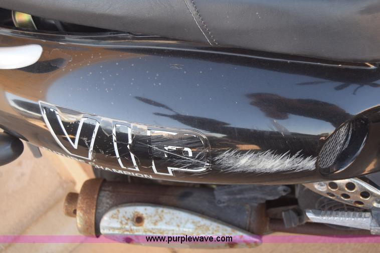 image for item K4845 2007 VIP moped