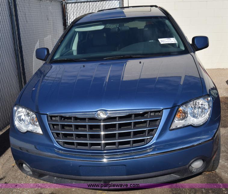 image for item K4910 2007 Chrysler Pacifica Touring SUV