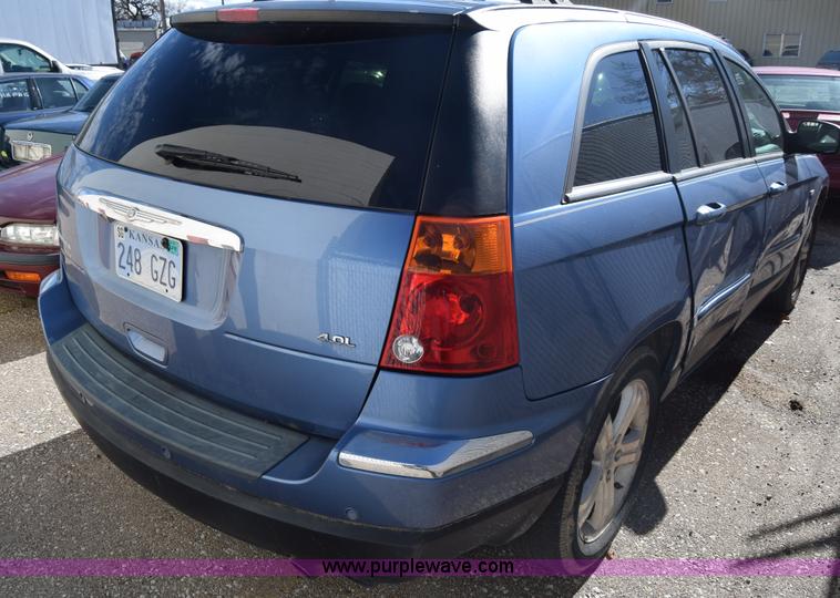 image for item K4910 2007 Chrysler Pacifica Touring SUV