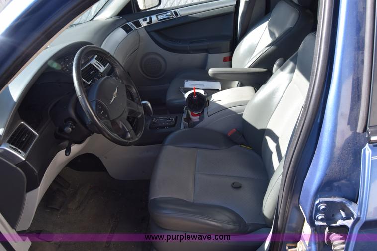 image for item K4910 2007 Chrysler Pacifica Touring SUV