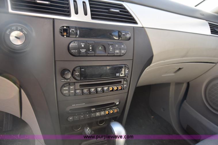 image for item K4910 2007 Chrysler Pacifica Touring SUV