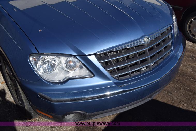 image for item K4910 2007 Chrysler Pacifica Touring SUV