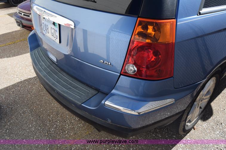image for item K4910 2007 Chrysler Pacifica Touring SUV
