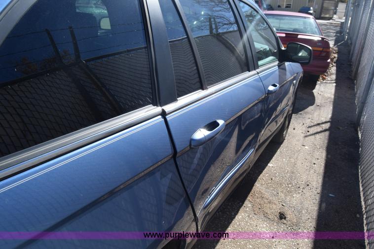 image for item K4910 2007 Chrysler Pacifica Touring SUV