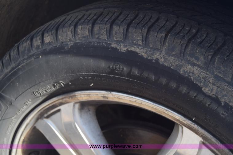 image for item K4910 2007 Chrysler Pacifica Touring SUV