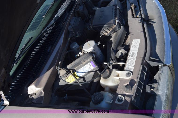 image for item K4912 2001 GMC Safari van