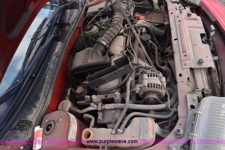 image for item K4921 1999 Pontiac Sunfire SE