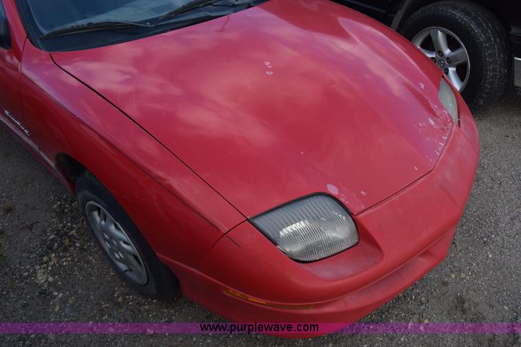 image for item K4921 1999 Pontiac Sunfire SE