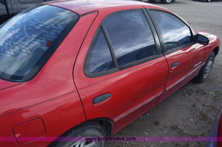 image for item K4921 1999 Pontiac Sunfire SE